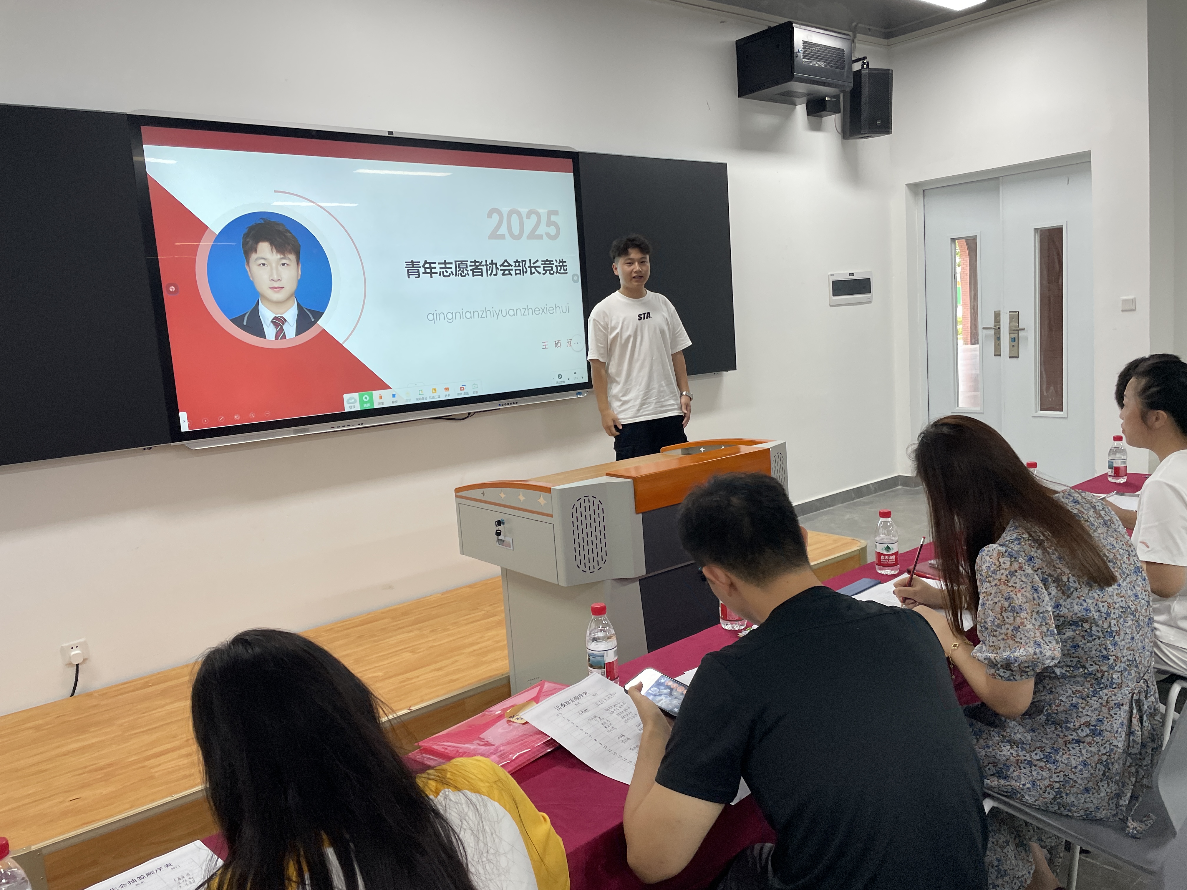 换届选举圆满落幕！开云在线登录app入口团委、学生会迎新生力量