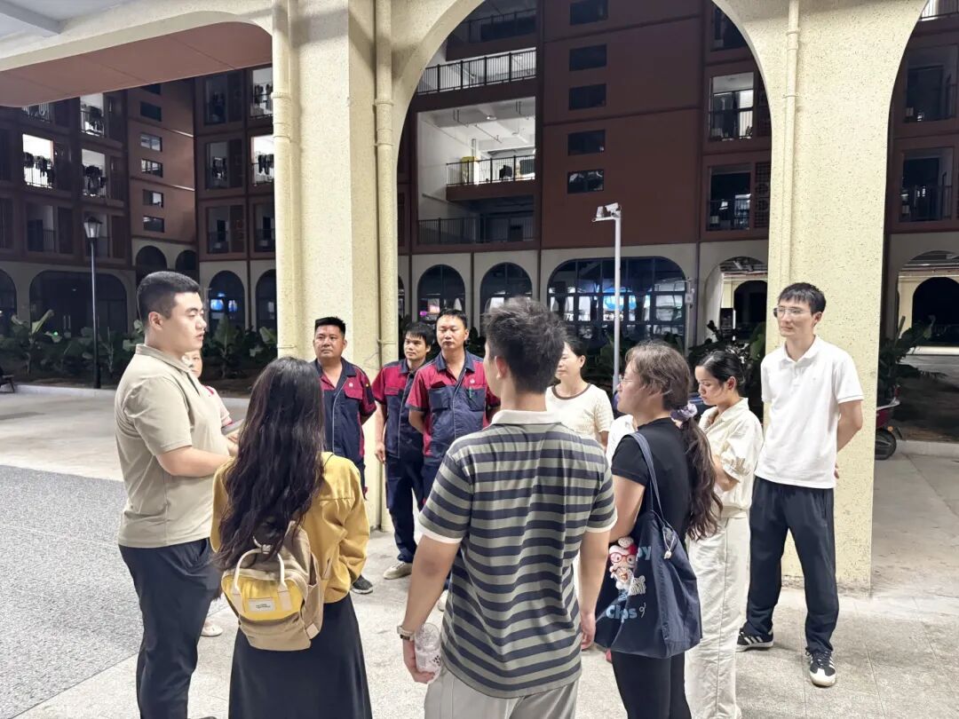 筑牢宿舍“安全堤” 织密校园“防护网”——开云在线登录app入口学生工作处开展宿舍安全专项检查