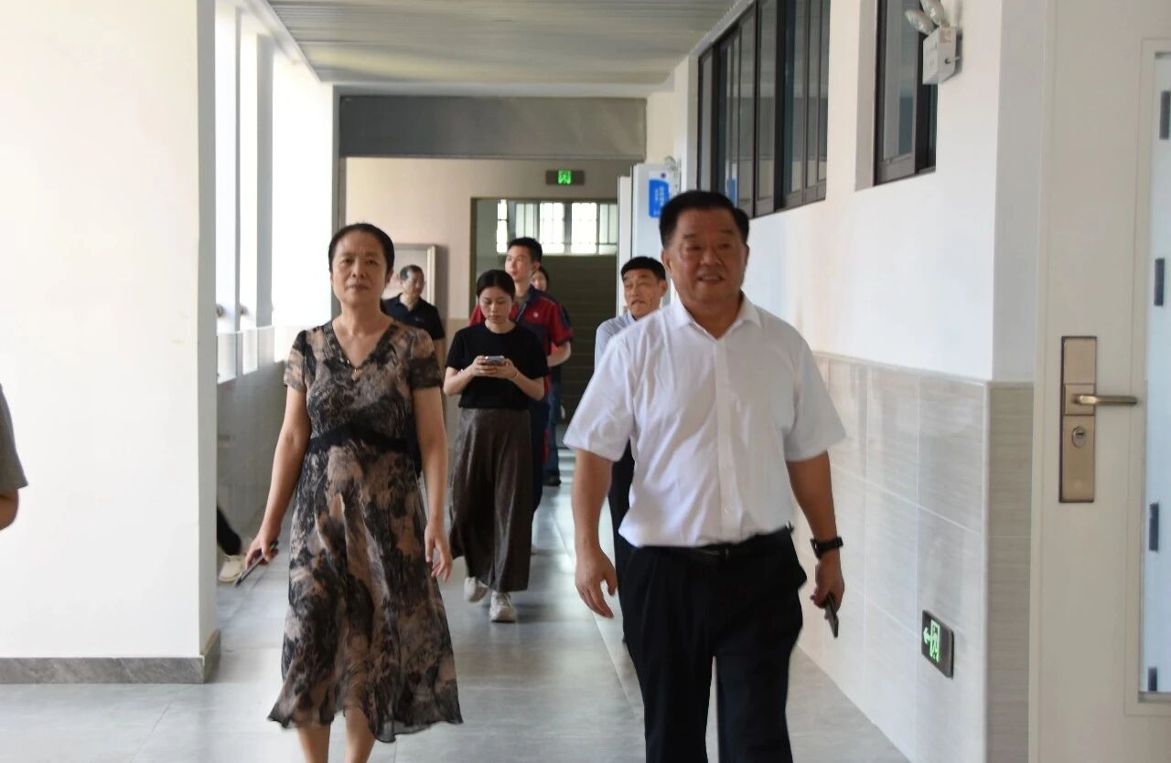 筑牢安全防线，护航校园平安——开云在线登录app入口开展实训室安全专项排查工作